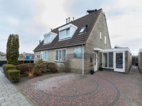 Quietly located apartment at the outskirts of Domburg